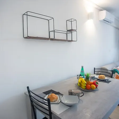 Sea View Historic Center - Happy *