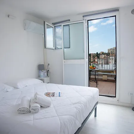 Lägenhet Sea View Historic Center - Happy