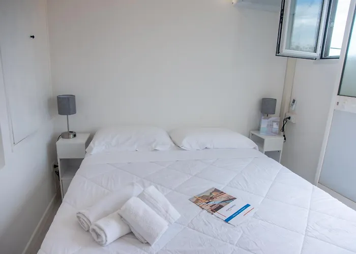 Sea View Historic Center - Happy *